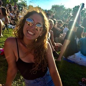 Meet your Posher, Christa